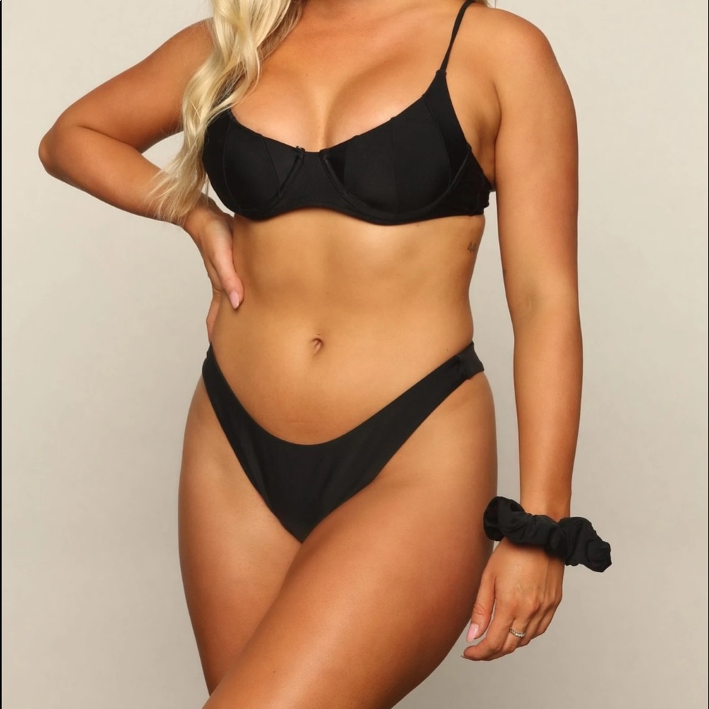 Sunny Bunny Swim Willow Bottom Onyx Black Medium